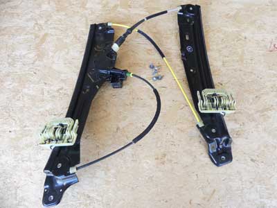 BMW Passenger's Door Window Regulator Brose, Front Right 51337182106 09-15 740i 750i 760i Hybrid 7